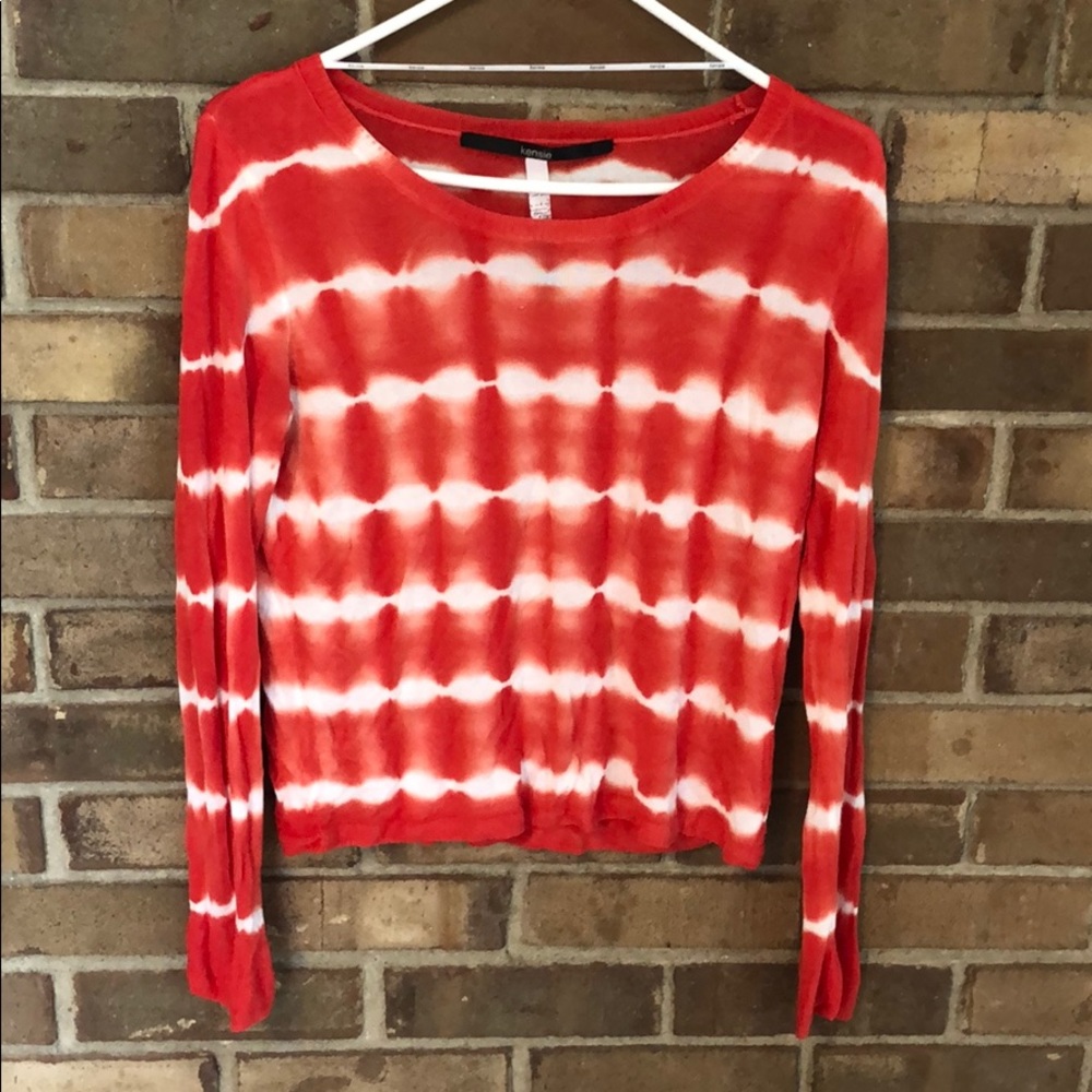 Light weight sweater